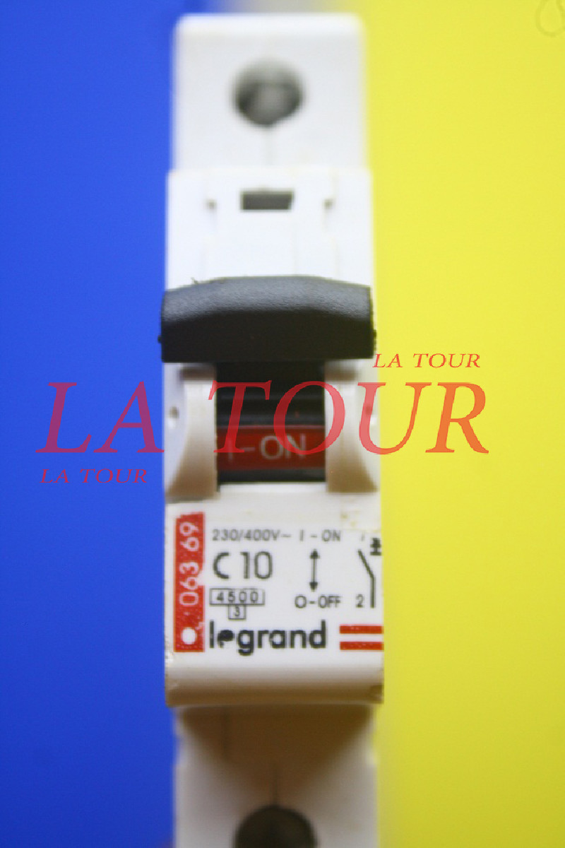 DISJONCTEUR UNIPOLAIRE 10A LEGRAND — free download