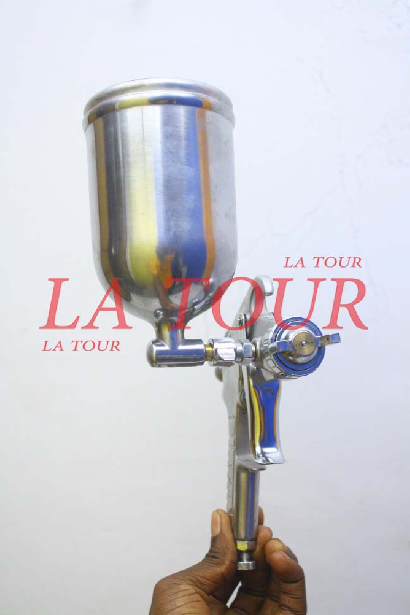 Pistolet à Peinture Vintage Métal Chrome – Modèle à Godet, Look Rétro