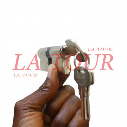 CYLINDRE COPIABLE A 3 CLES...