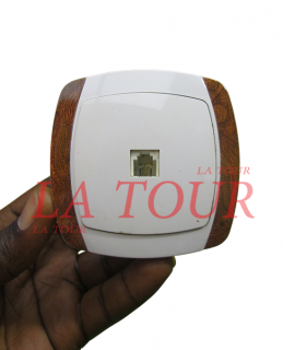 PRISE TELEPHONE INTELLECT...