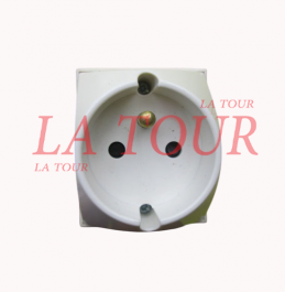 PRISE 2P+T  RIF INGELEC BLANC