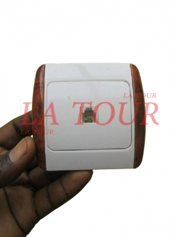 PRISE TELEPHONE INTELLECT...