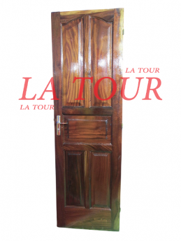 PORTE EN BOIS...