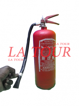 EXTINCTEUR A POUDRE 06KG...