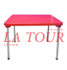 TABLE PLASTIQUE RECTANGULAIRE PIEDS ALU AKI ROUGE