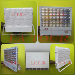 PROJECTEUR LED 200W IP66...